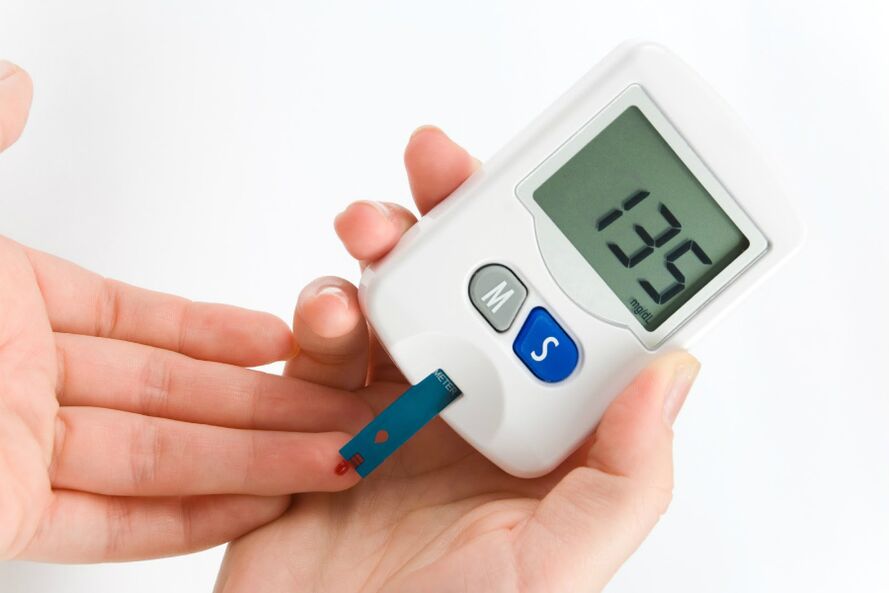 Autodificador de los niveles de glucosa en sangre en la diabetes mellitus